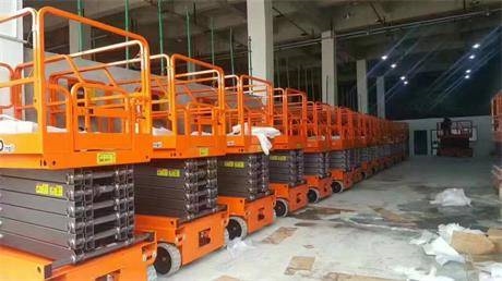 租赁升降机 供应 租赁 柴油 电动 两用曲臂式高空作业车